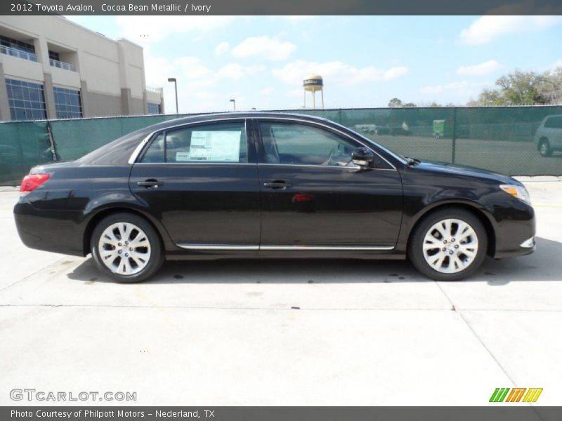 Cocoa Bean Metallic / Ivory 2012 Toyota Avalon