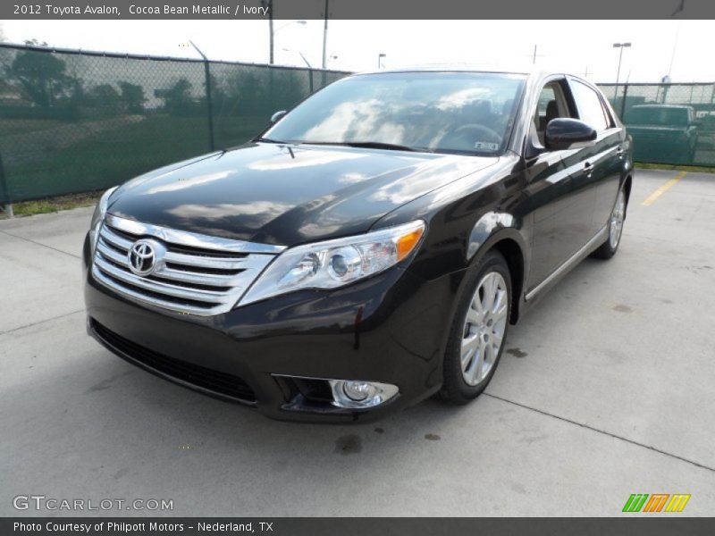 Cocoa Bean Metallic / Ivory 2012 Toyota Avalon