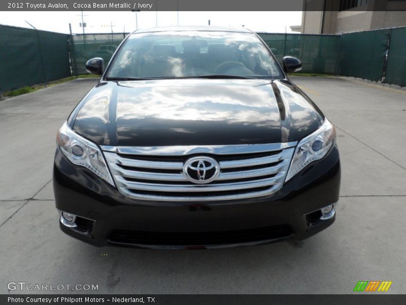 Cocoa Bean Metallic / Ivory 2012 Toyota Avalon
