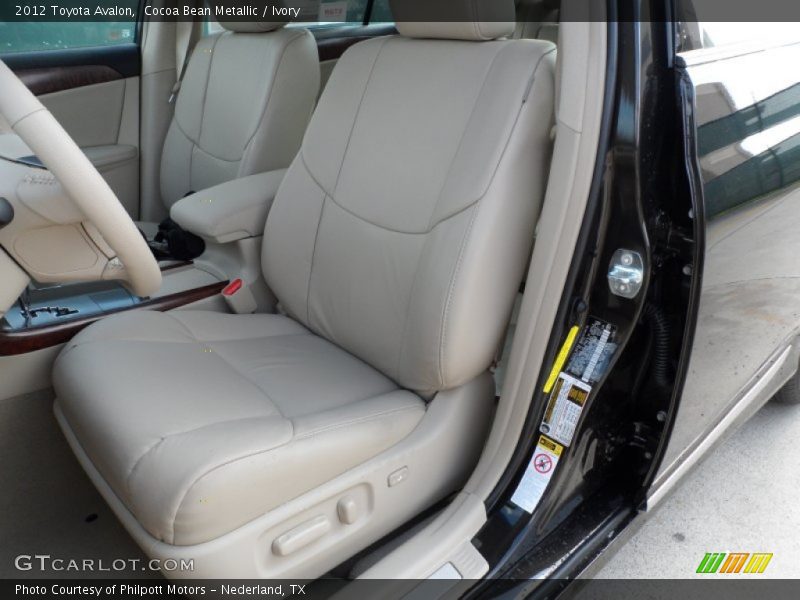 Cocoa Bean Metallic / Ivory 2012 Toyota Avalon