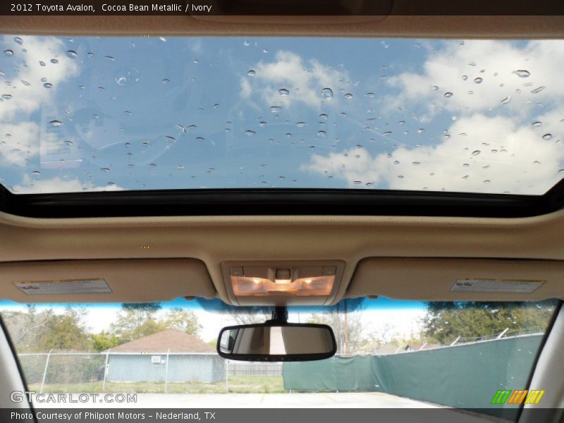 Cocoa Bean Metallic / Ivory 2012 Toyota Avalon