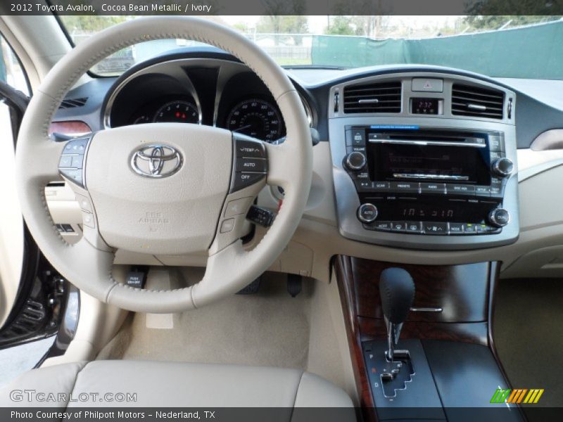 Cocoa Bean Metallic / Ivory 2012 Toyota Avalon