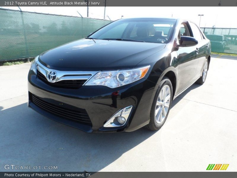 Attitude Black Metallic / Ivory 2012 Toyota Camry XLE