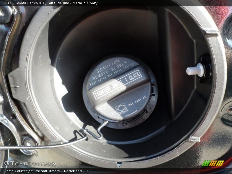 Attitude Black Metallic / Ivory 2012 Toyota Camry XLE