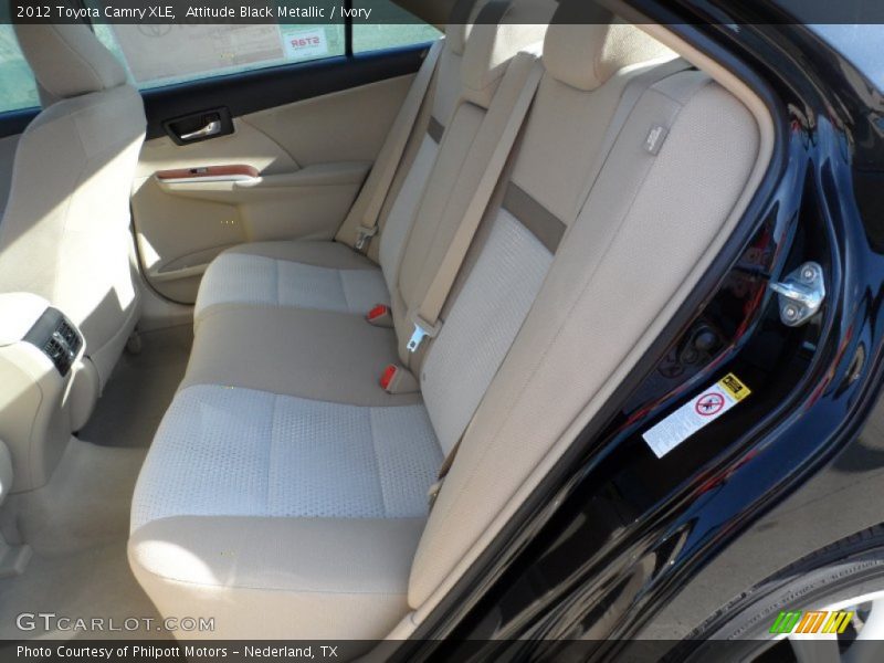Attitude Black Metallic / Ivory 2012 Toyota Camry XLE
