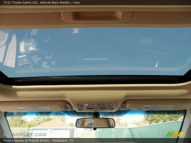 Attitude Black Metallic / Ivory 2012 Toyota Camry XLE