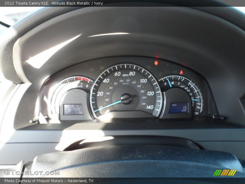 Attitude Black Metallic / Ivory 2012 Toyota Camry XLE
