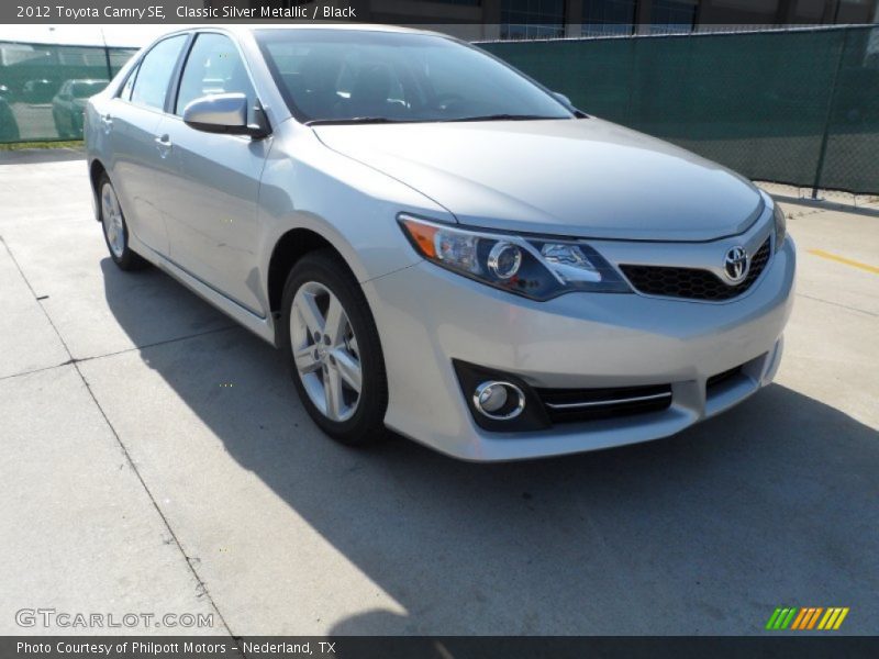 Classic Silver Metallic / Black 2012 Toyota Camry SE