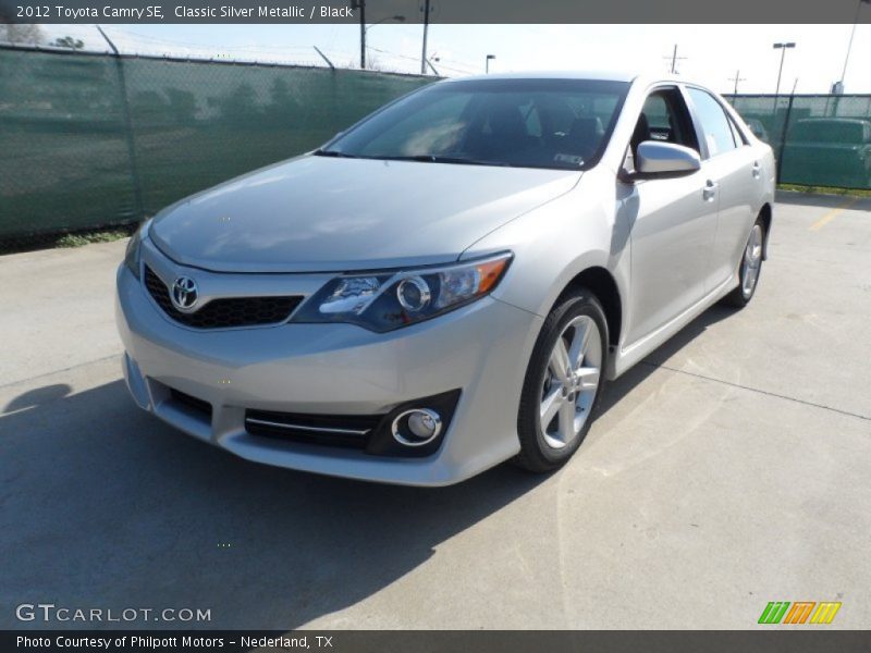 Classic Silver Metallic / Black 2012 Toyota Camry SE