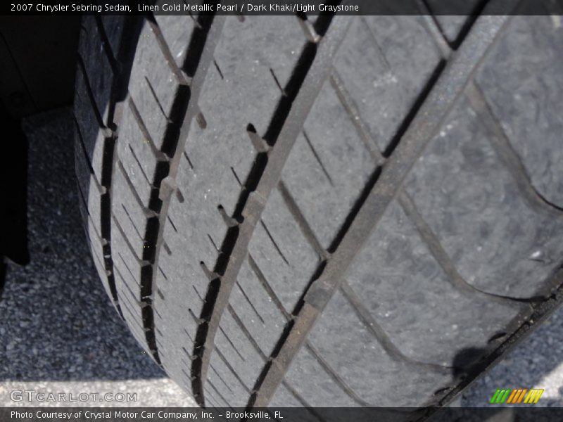 Linen Gold Metallic Pearl / Dark Khaki/Light Graystone 2007 Chrysler Sebring Sedan