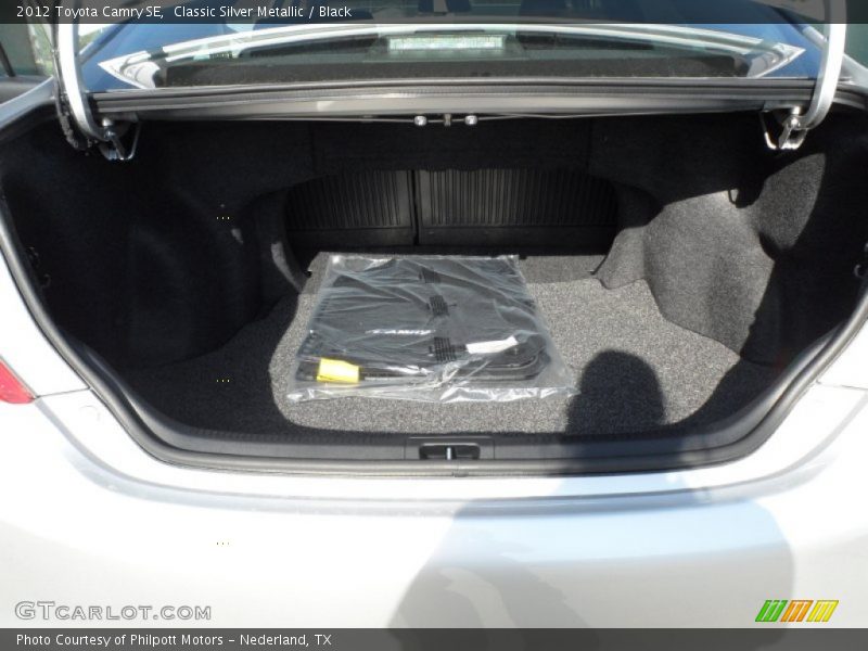 Classic Silver Metallic / Black 2012 Toyota Camry SE