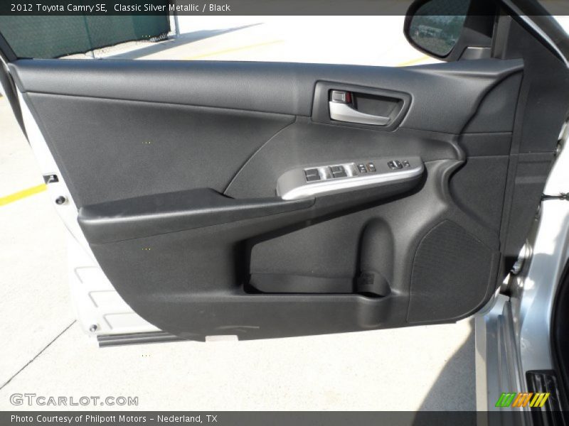 Classic Silver Metallic / Black 2012 Toyota Camry SE