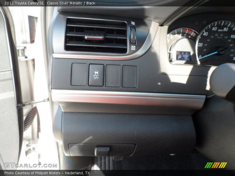 Classic Silver Metallic / Black 2012 Toyota Camry SE