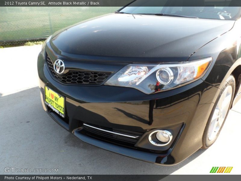 Attitude Black Metallic / Black 2012 Toyota Camry SE