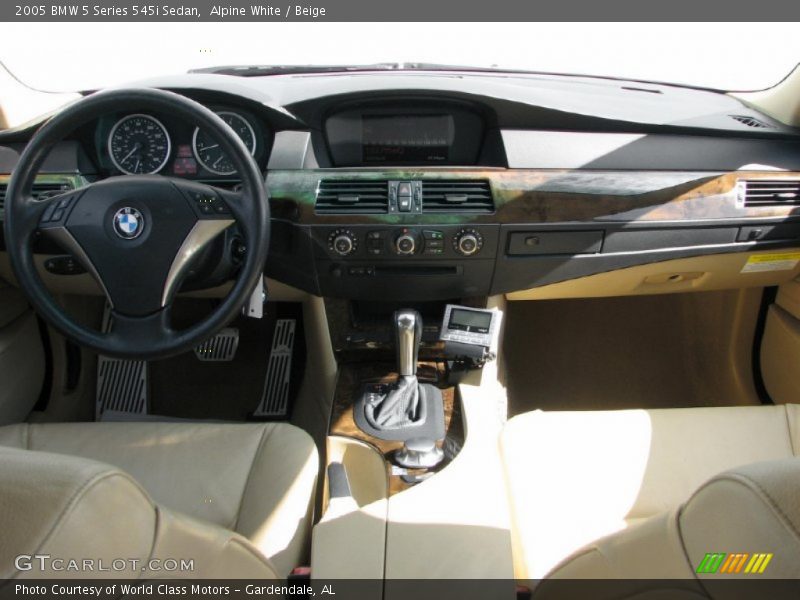 Alpine White / Beige 2005 BMW 5 Series 545i Sedan
