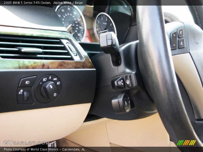 Alpine White / Beige 2005 BMW 5 Series 545i Sedan