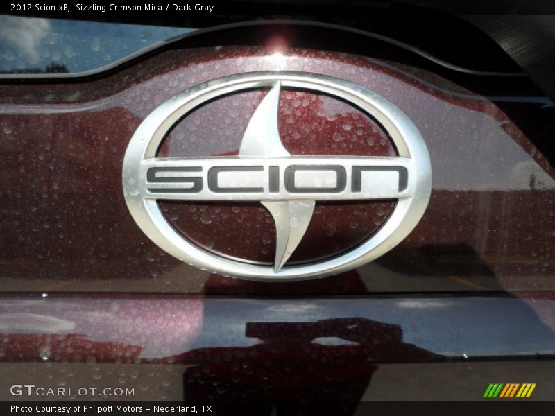 Sizzling Crimson Mica / Dark Gray 2012 Scion xB
