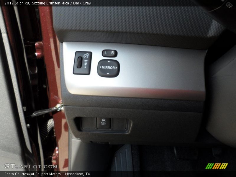 Sizzling Crimson Mica / Dark Gray 2012 Scion xB