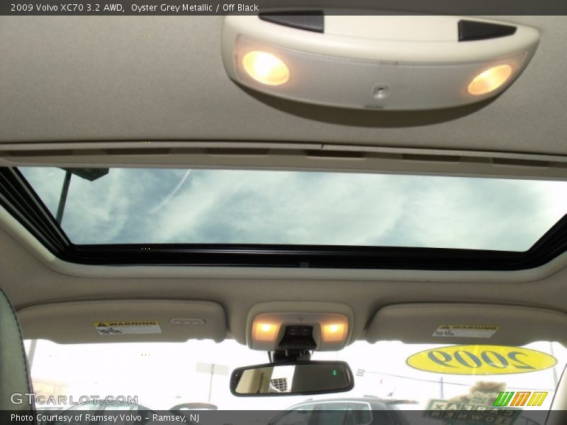 Oyster Grey Metallic / Off Black 2009 Volvo XC70 3.2 AWD