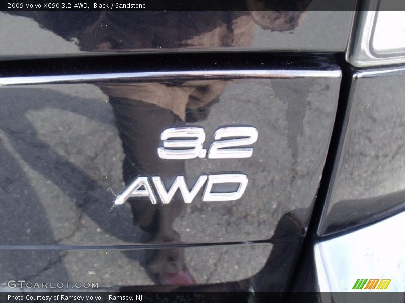 Black / Sandstone 2009 Volvo XC90 3.2 AWD