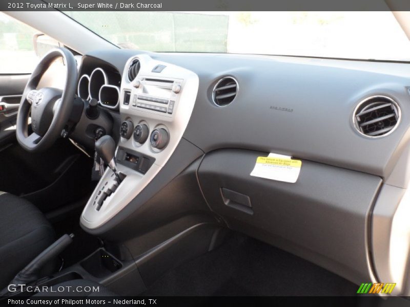 Super White / Dark Charcoal 2012 Toyota Matrix L