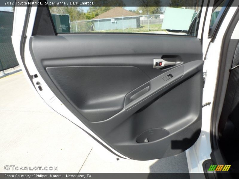 Super White / Dark Charcoal 2012 Toyota Matrix L