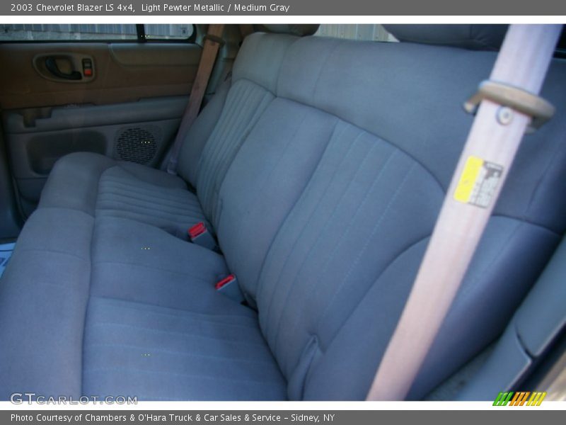 Light Pewter Metallic / Medium Gray 2003 Chevrolet Blazer LS 4x4