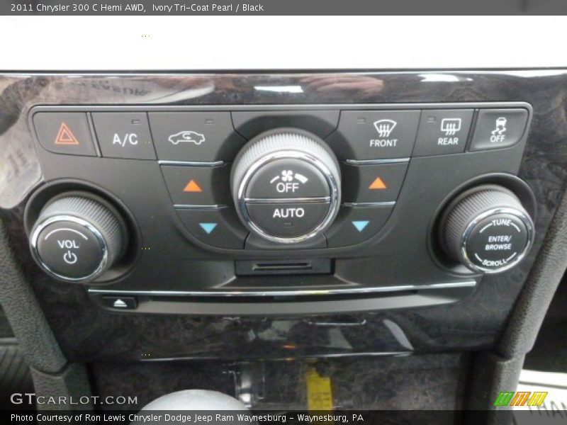 Controls of 2011 300 C Hemi AWD