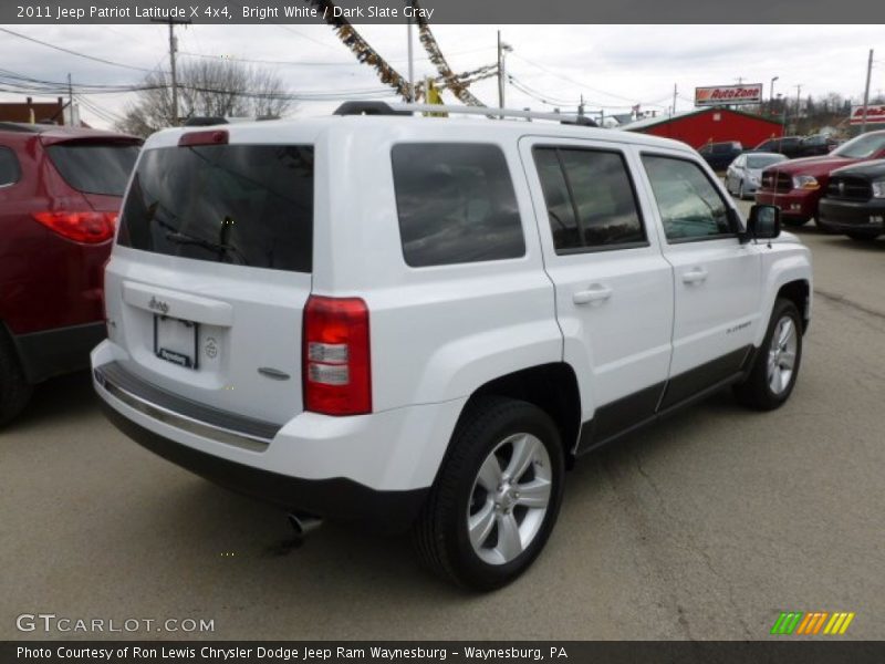 Bright White / Dark Slate Gray 2011 Jeep Patriot Latitude X 4x4