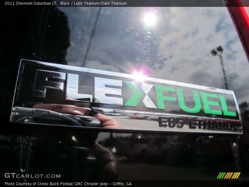 Black / Light Titanium/Dark Titanium 2011 Chevrolet Suburban LT