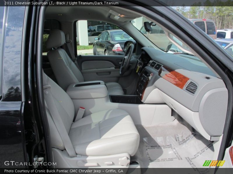Black / Light Titanium/Dark Titanium 2011 Chevrolet Suburban LT