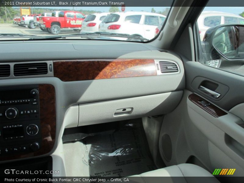 Black / Light Titanium/Dark Titanium 2011 Chevrolet Suburban LT