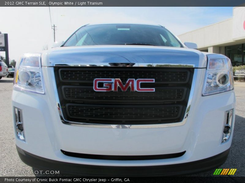 Olympic White / Light Titanium 2012 GMC Terrain SLE