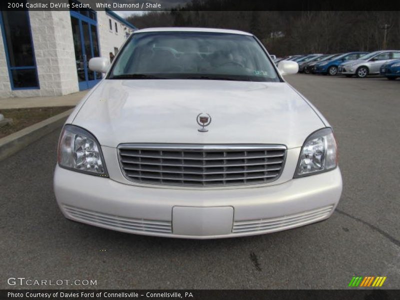 White Diamond / Shale 2004 Cadillac DeVille Sedan