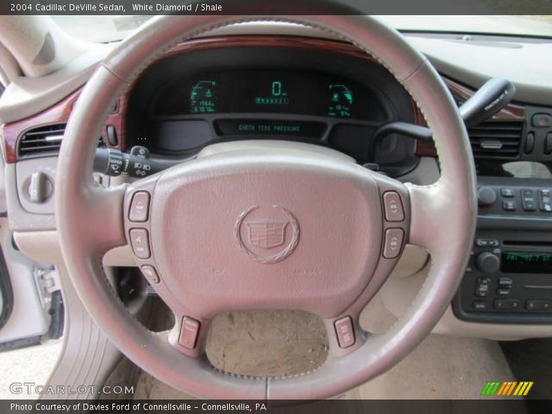 White Diamond / Shale 2004 Cadillac DeVille Sedan