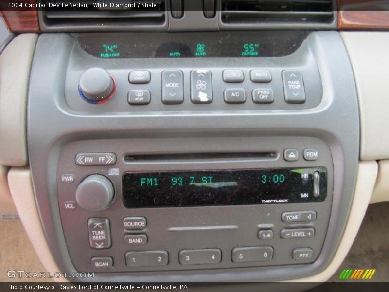 White Diamond / Shale 2004 Cadillac DeVille Sedan