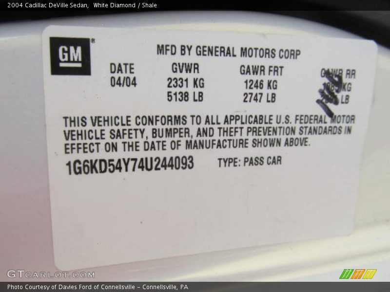 White Diamond / Shale 2004 Cadillac DeVille Sedan