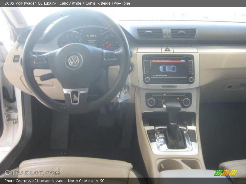 Candy White / Cornsilk Beige Two-Tone 2009 Volkswagen CC Luxury