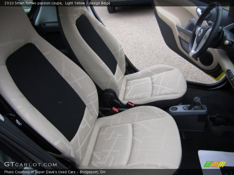  2010 fortwo passion coupe design Beige Interior