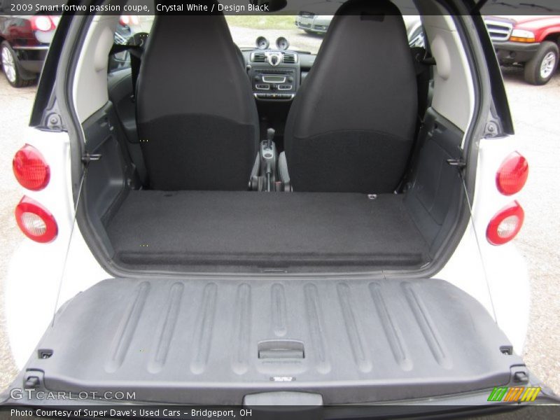 Crystal White / Design Black 2009 Smart fortwo passion coupe