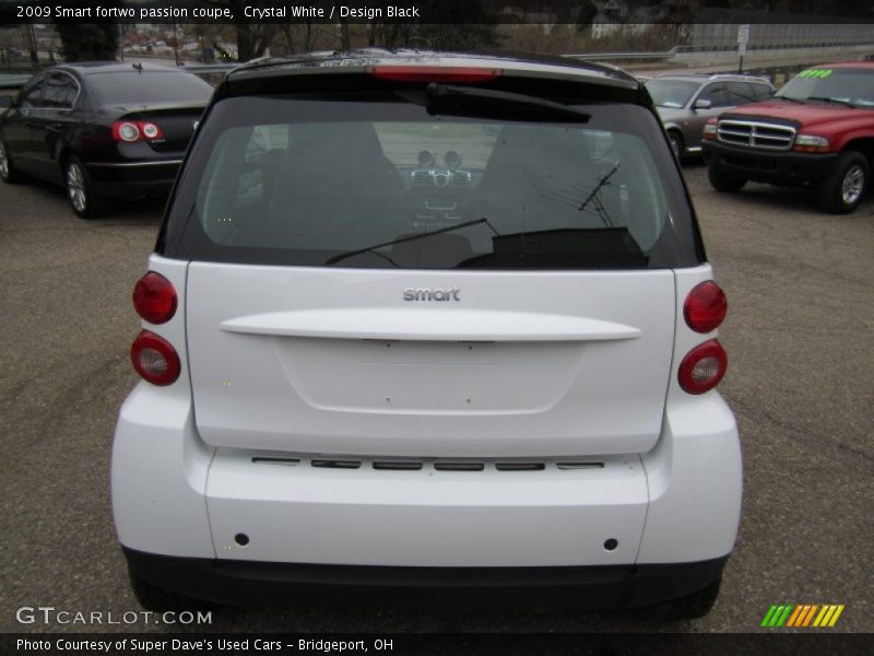 Crystal White / Design Black 2009 Smart fortwo passion coupe