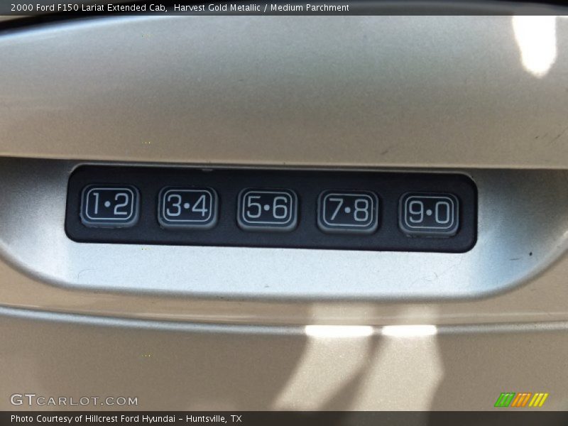 Harvest Gold Metallic / Medium Parchment 2000 Ford F150 Lariat Extended Cab