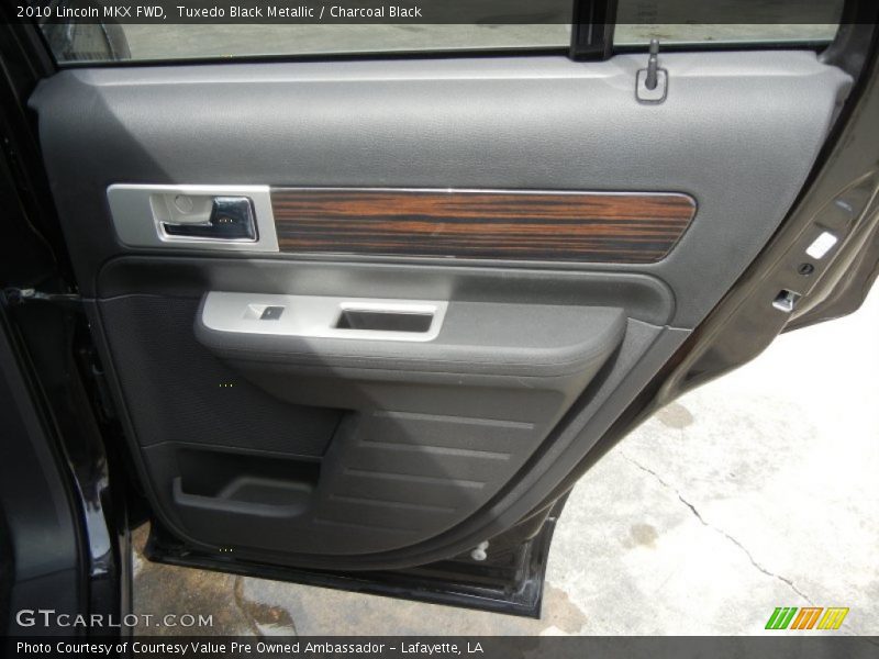 Tuxedo Black Metallic / Charcoal Black 2010 Lincoln MKX FWD