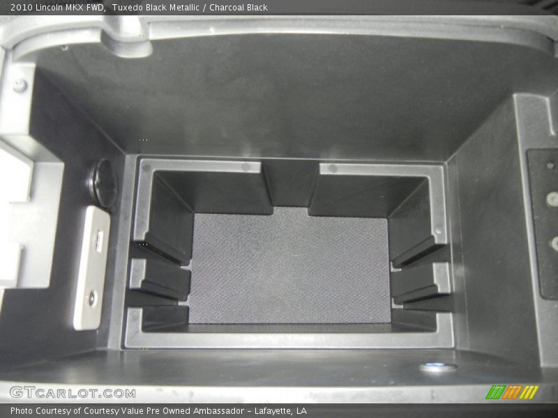 Tuxedo Black Metallic / Charcoal Black 2010 Lincoln MKX FWD
