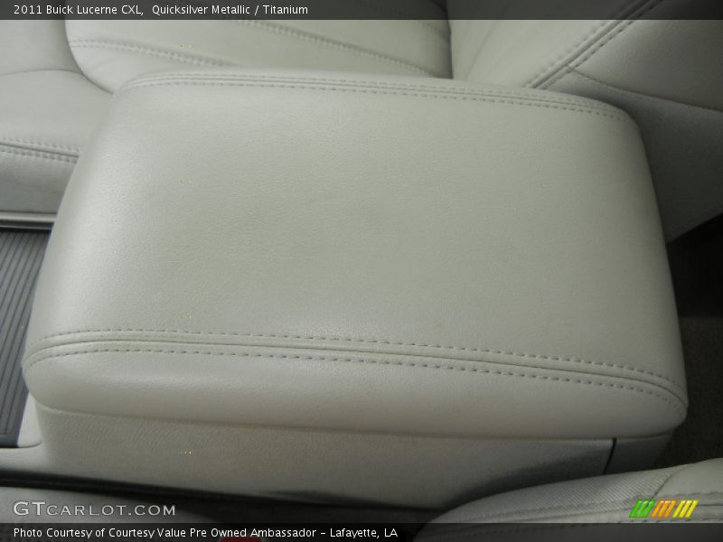 Quicksilver Metallic / Titanium 2011 Buick Lucerne CXL