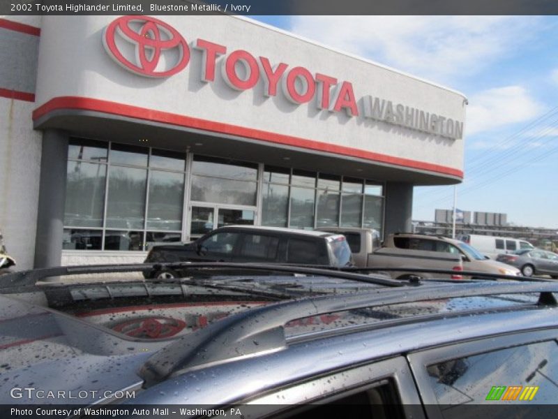 Bluestone Metallic / Ivory 2002 Toyota Highlander Limited