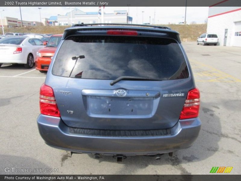 Bluestone Metallic / Ivory 2002 Toyota Highlander Limited
