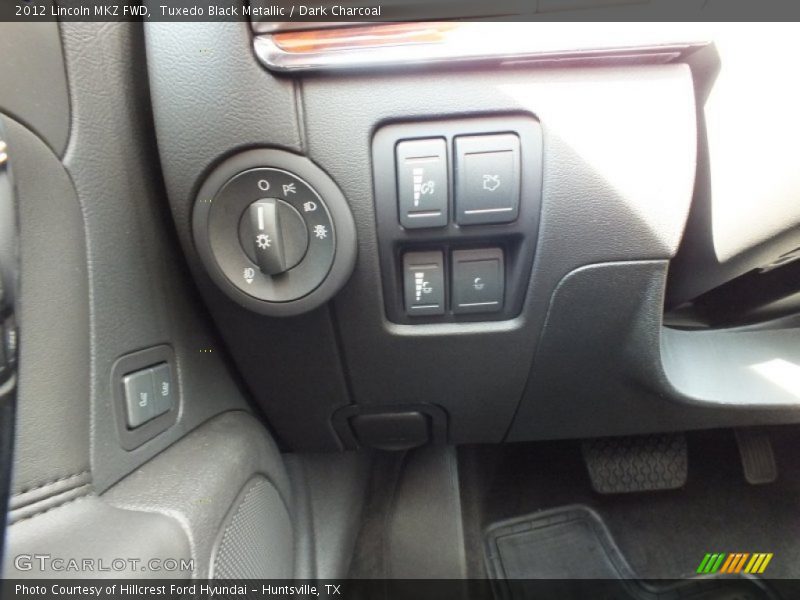 Tuxedo Black Metallic / Dark Charcoal 2012 Lincoln MKZ FWD