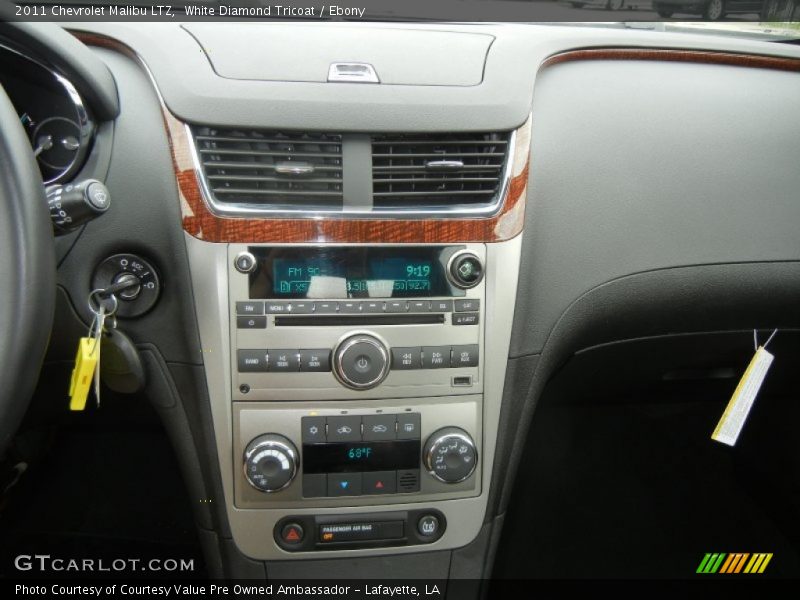 White Diamond Tricoat / Ebony 2011 Chevrolet Malibu LTZ