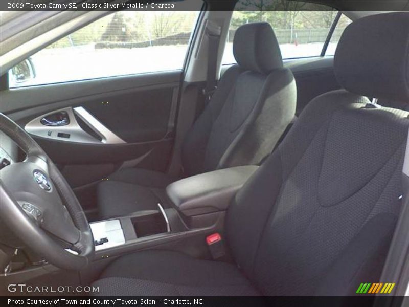 Classic Silver Metallic / Charcoal 2009 Toyota Camry SE